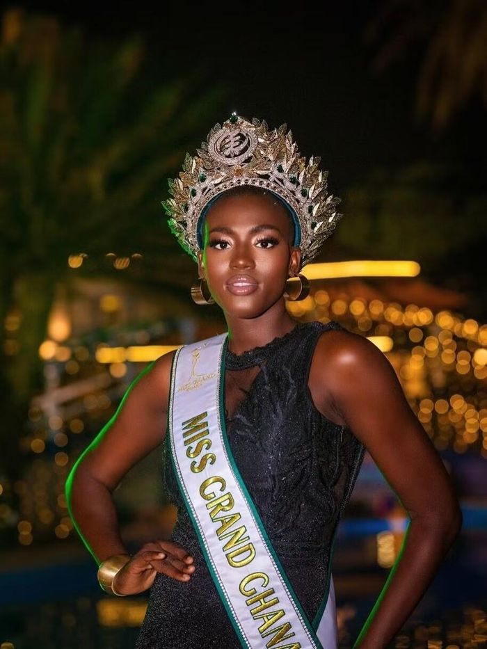 Người đẹp Rebecca Attiogbe đại diện Ghana tham dự cuộc thi Hoa hậu Hòa bình Quốc tế 2026.