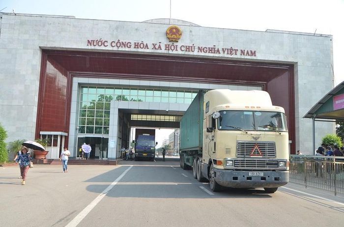 VCCI đề xuất nhiều giải pháp đột phá giúp doanh nghiệp giảm chi phí tuân thủ trong khai báo điện tử qua cửa khẩu (Ảnh minh họa).