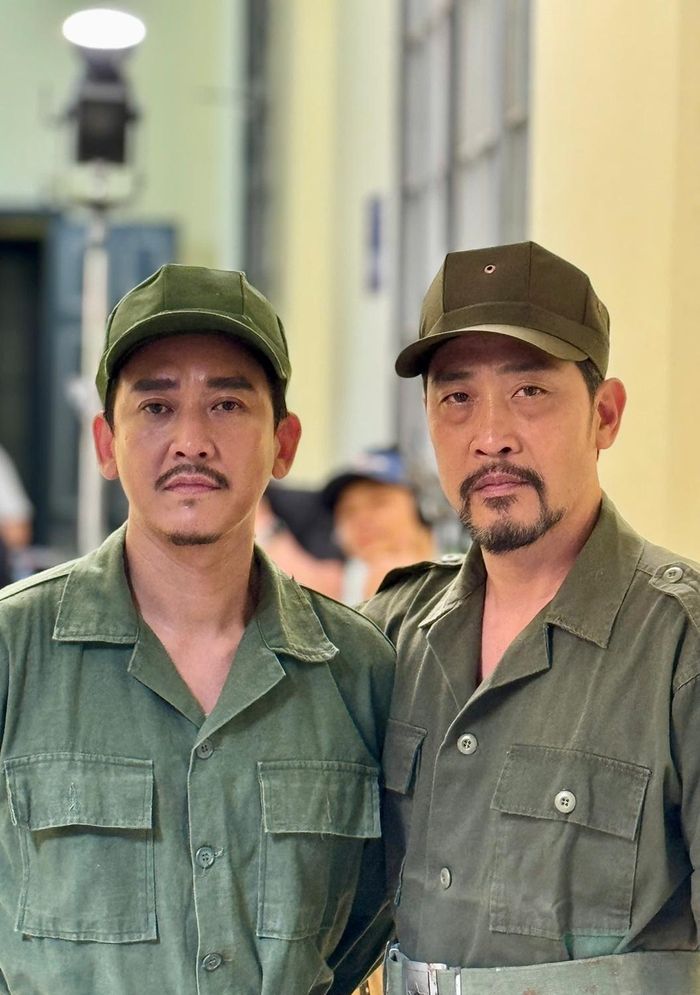 NSƯT Hồ Phong và Hứa Vĩ Văn, bộ đôi song hành đặc biệt của phim tình báo ‘Tận hiến’