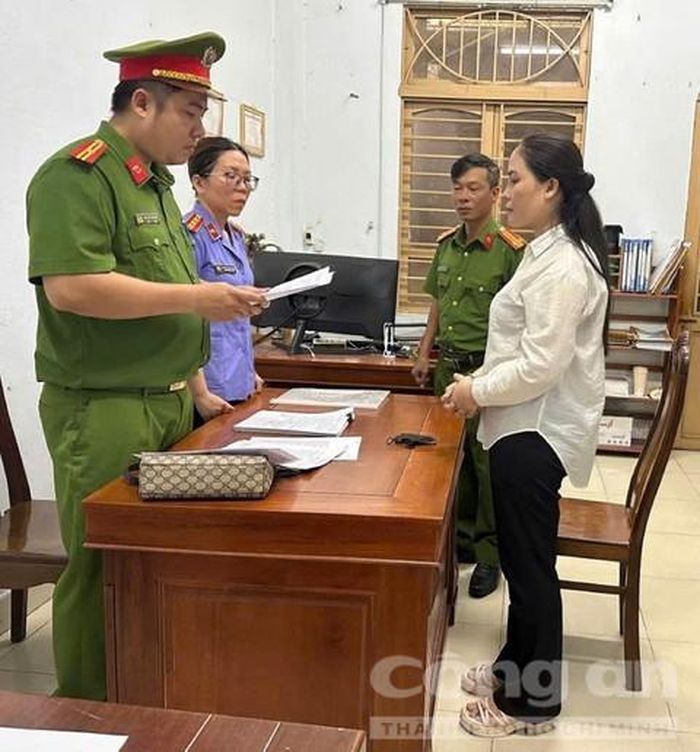 Văn phòng Cơ quan CSĐT Công an TP Đà Nẵng khởi tố bị can và bắt tạm giam Nguyễn Thị Thu.