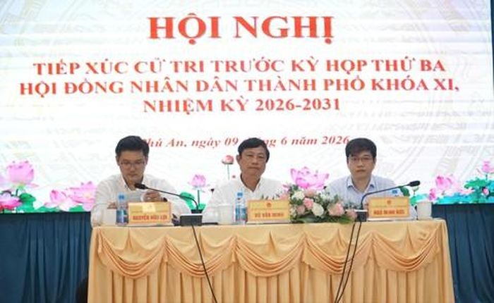 Tổ đại biểu HĐND TPHCM số 2 tiếp xúc cử tri