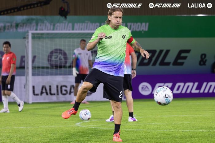 Cựu cầu thủ Michel Salgado tại Legend Match 2026. Ảnh: Garena