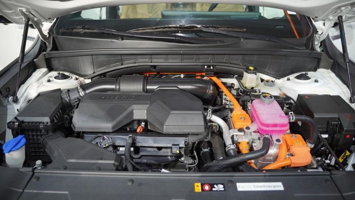 Hệ thống động cơ Hybrid của Kia Sorento Hybrid 2026. Ảnh: Thành Nhạn