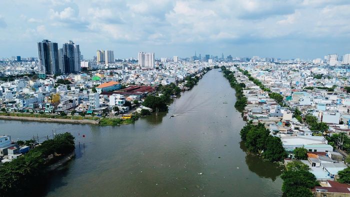 TP.HCM đang thúc đẩy đầu tư và tạo lập nhà ở xã hội cho thuê, để phục vụ mục tiêu kép vừa giải quyết tái định cư cho các dự án trọng điểm cấp bách, vừa giải quyết nhà ở cho cán bộ công chức.