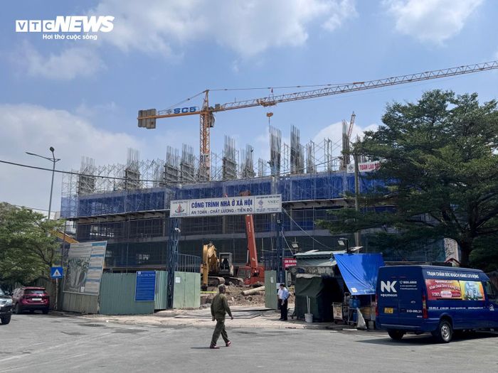 Nhà xã hội đang được TP.HCM cấp tập đầu tư nhưng chưa đáp ứng nhu cầu rất lớn của người thu nhập thấp đô thị.