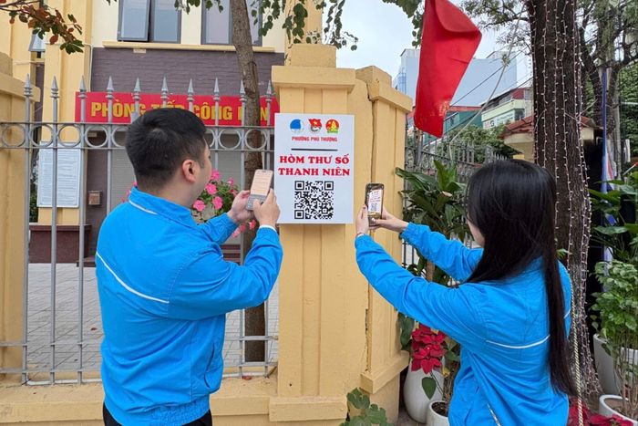 Mô hình “Hòm thư số thanh niên Phú Thượng” được nhiều bạn trẻ hưởng ứng. Ảnh: Diên Vĩ