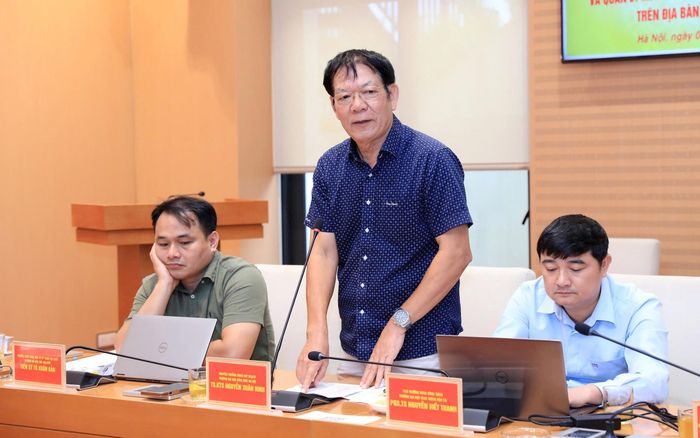 Các chuyên gia, nhà khoa học đóng góp ý kiến về quy hoạch và quản lý không gian tầm thấp, không gian ngầm. Ảnh: HH