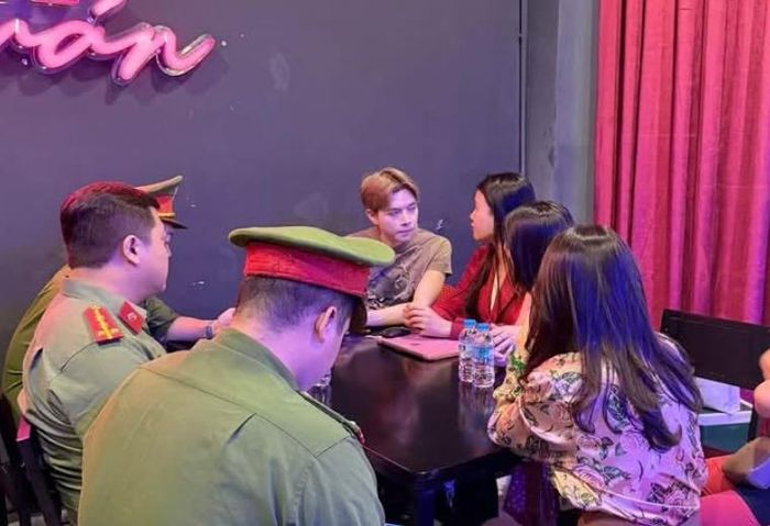 Việc kiểm tra các điều kiện kinh doanh giúp cơ sở tuân thủ đúng pháp luật và "gỡ vướng" trong quá trình hoạt động. Ảnh: PV