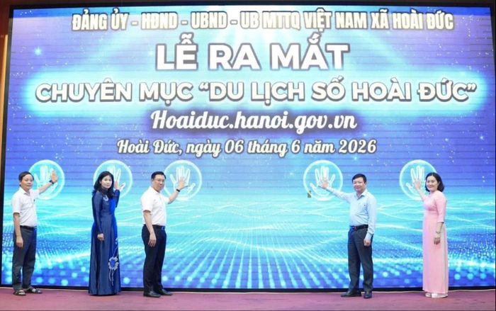 Xã Hoài Đức ra mắt chuyên mục “Du lịch số Hoài Đức”, ngày 6-6. Ảnh: CH