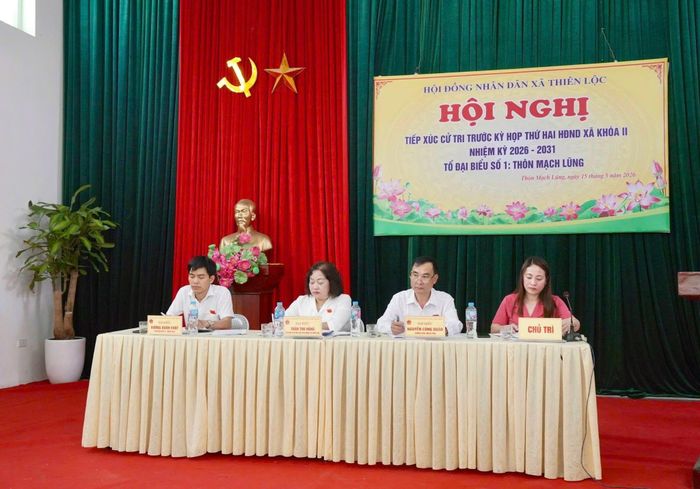 Công tác tiếp xúc cử tri được tăng cường. Ảnh: Nam Lộc