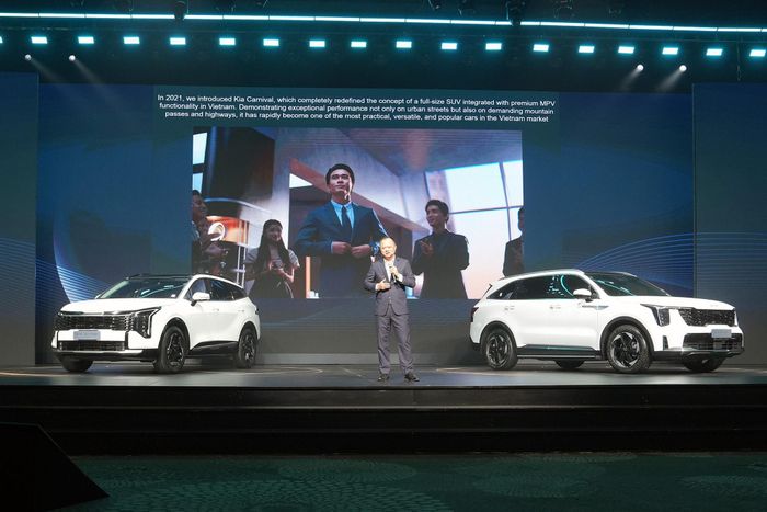 Bộ đôi xe hybrid mới của KIA trình làng đầu tháng 6. Ảnh: Hoàng Linh