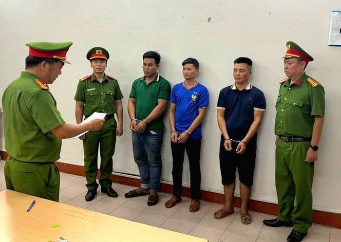 Các đối tượng tại cơ quan điều tra. Ảnh: Công an TP Đà Nẵng.