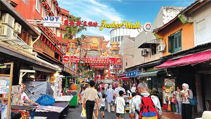 Phố Jonker chỉ dành cho người đi bộ.