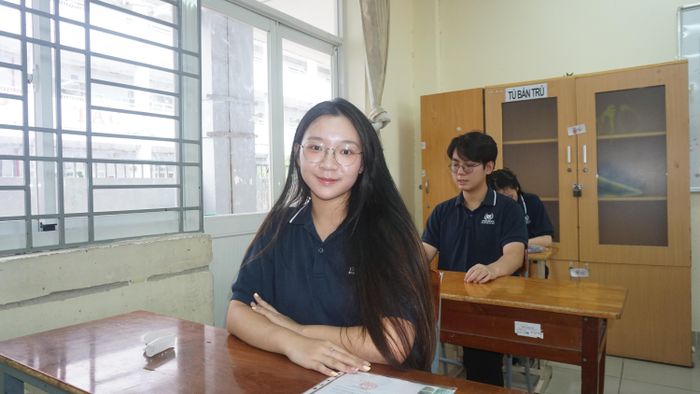  Thanh Ngân tự tin trước kỳ thi tốt nghiệp THPT. Ảnh: NGUYỄN QUYÊN 
