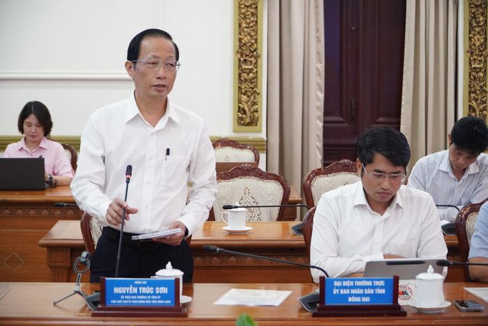  Ông Nguyễn Trúc Sơn, Phó Chủ tịch UBND tỉnh Vĩnh Long. Ảnh: HÀ THƯ 