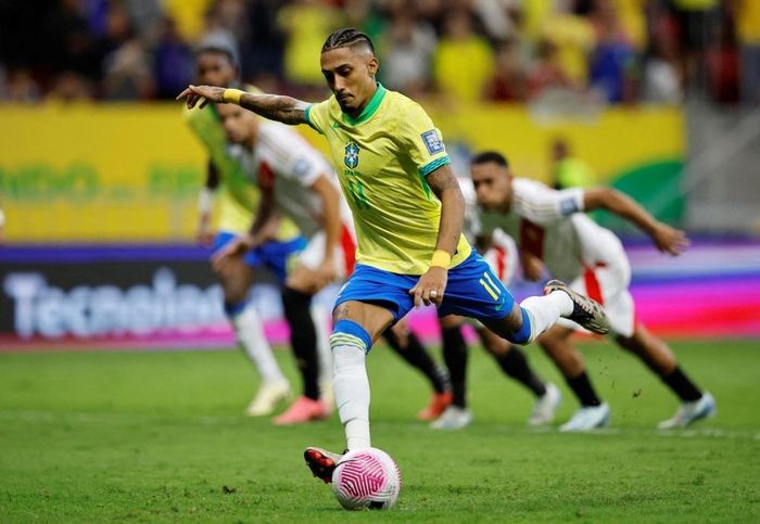 Brazil sở hữu nhiều mẫu cầu thủ thích hợp cho lối chơi phản công nhanh.
