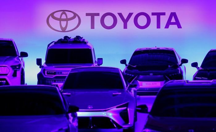  Toyota chọn cách bảo vệ nhóm xe động cơ đốt trong trước "bão xe điện". Ảnh: CNC.