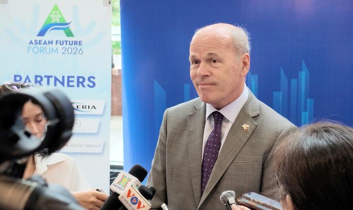 Đại sứ Canada tại Việt Nam Jim Nickel tại Diễn đàn. Ảnh: Kim Khánh.