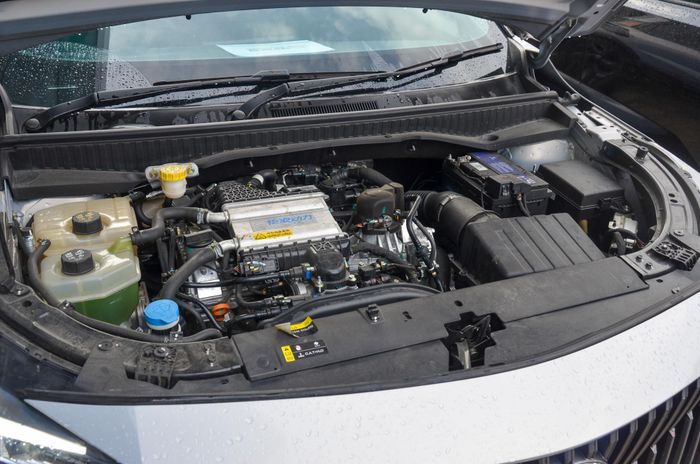  GAC GS3 Emzoom được trang bị động cơ xăng tăng áp 1.5L phun xăng trực tiếp, sản sinh công suất tối đa 174 mã lực, mô-men xoắn cực đại 270 Nm, kết hợp cùng hộp số ly hợp kép ướt 7 cấp. Hãng cho biết GS3 Emzoom có thể tăng tốc 0-100 km/h trong 8 giây, tốc độ tối đa đạt được là 190 km/h. 