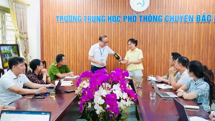Cơ sở giáo dục kiểm tra thiết bị phục vụ công tác đảm bảo an ninh kỳ thi