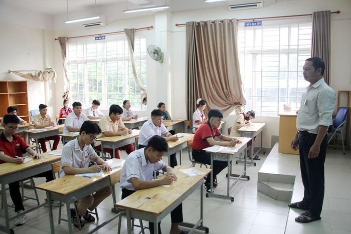 Thí sinh thi tốt nghiệp THPT tại TP.HCM năm 2025