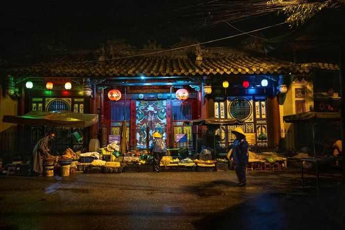 Họp chợ sớm