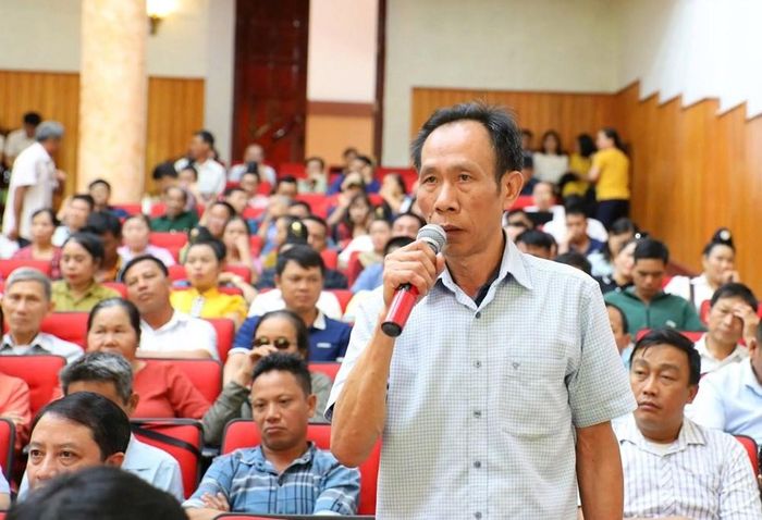 Đại diện nhân dân các phường, xã đã phản ánh nhiều vấn đề trong đời sống dân sinh