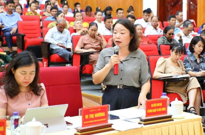 Tại hội nghị, đại diện lãnh đạo các sở, ngành, địa phương đã tiếp thu, giải trình nhiều nội dung nhân dân quan tâm