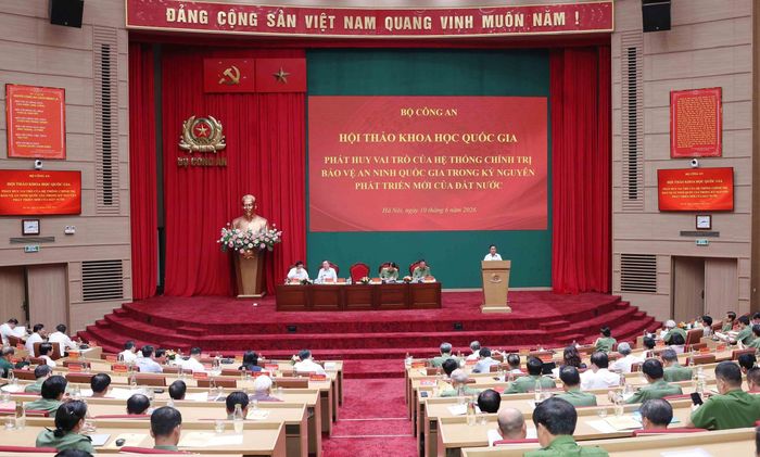 Hội thảo khoa học quốc gia: Phát huy vai trò của hệ thống chính trị bảo vệ an ninh quốc gia trong kỷ nguyên phát triển mới của đất nước. Ảnh: Phương Hoa - TTXVN