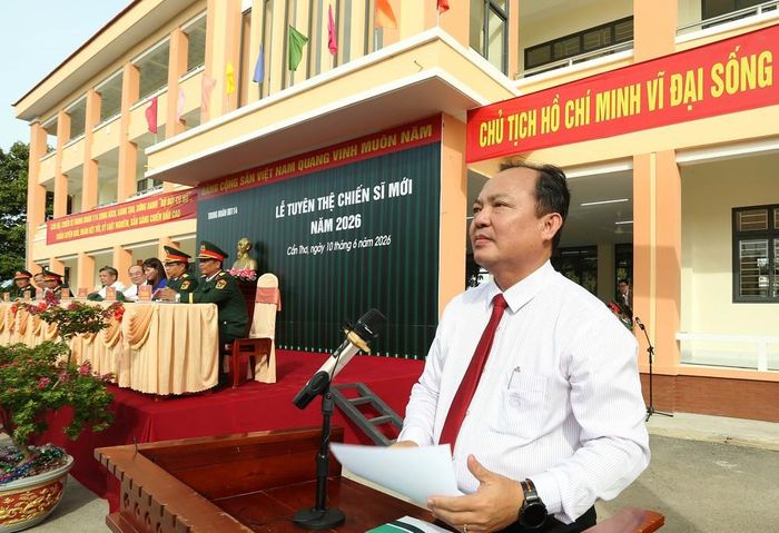 Ông Nguyễn Văn Hòa, Phó Chủ tịch UBND thành phố Cần Thơ phát biểu tại buổi lễ. Ảnh: Duy Khương – TTXVN