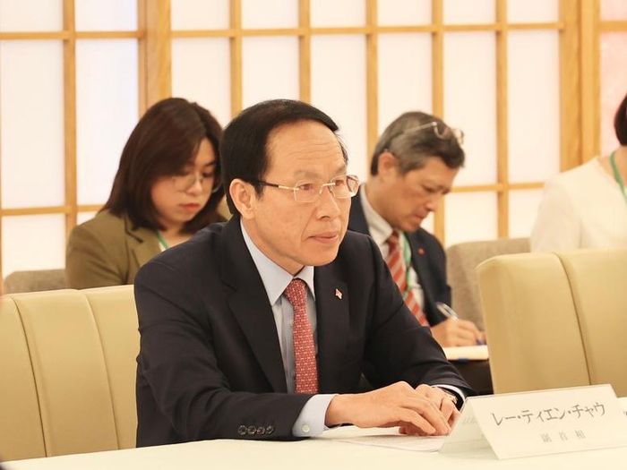 Phó Thủ tướng cũng bày tỏ ủng hộ Nhật Bản phát huy vai trò ngày càng tích cực trong các vấn đề khu vực và quốc tế thông qua các sáng kiến trong lĩnh vực chuyển đổi số, an ninh năng lượng - Ảnh: VGP/Thu Sa