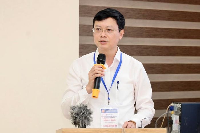 Ông Nguyễn Văn Hiền: Để phục vụ kỳ thi có quy mô lớn nhất cả nước, thành phố đã bố trí 222 điểm thi với 5.899 phòng thi.