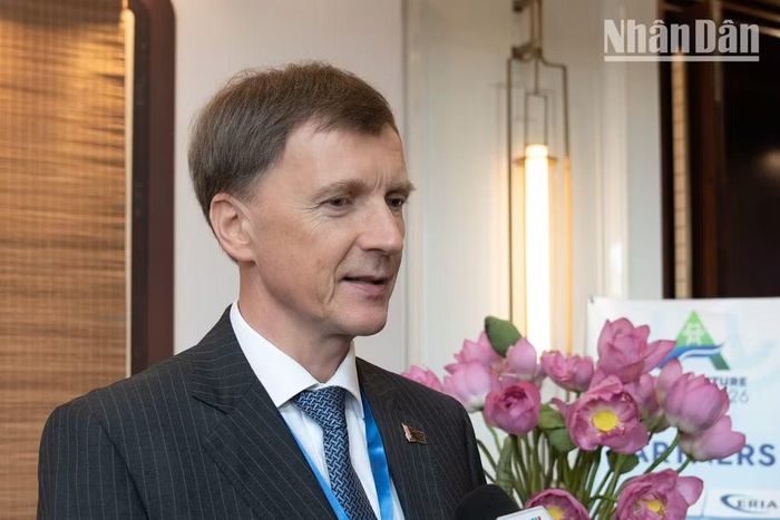 Đại biện lâm thời Belarus đánh giá cao sự mở rộng và tính đa dạng của AFF 2026. (Ảnh: MINH DUY)