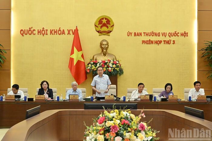 Chủ tịch Quốc hội Trần Thanh Mẫn phát biểu khai mạc phiên họp.