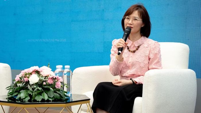Thạc sĩ, bác sĩ Lê Hồng Nga, Phó Giám đốc Trung tâm Kiểm soát bệnh tật Thành phố Hồ Chí Minh chia sẻ về bệnh sốt xuất huyết.