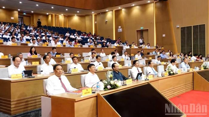 Các đại biểu tham gia hội thảo.