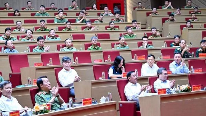 Các đại biểu dự hội thảo.