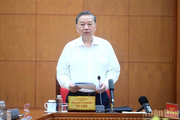Tổng Bí thư, Chủ tịch nước Tô Lâm phát biểu chỉ đạo tại cuộc làm việc.