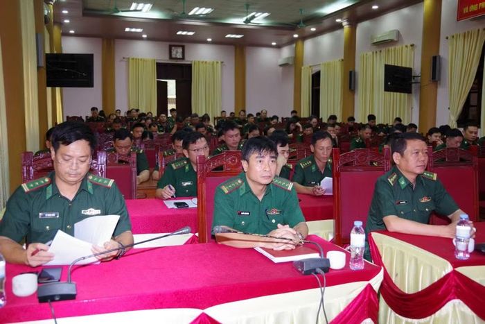 Các đại biểu tham dự lễ phát động.