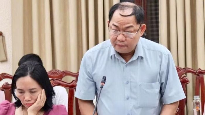 Đại diện Bộ Quốc phòng góp ý kiến.