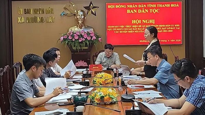 Quang cảnh buổi làm việc tại xã Mường Lát tỉnh Thanh Hóa.