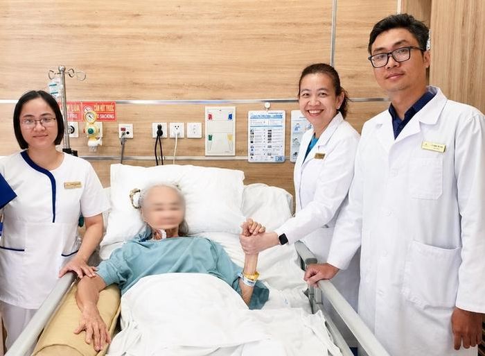 Bệnh nhân thoát nguy cơ tàn phế sau đột quỵ nặng. Ảnh: Bệnh viện cung cấp