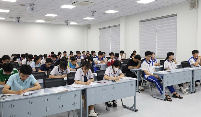 Thí sinh tham gia Kỳ thi đánh giá năng lực đợt 1 của Đại học Quốc gia TP Hồ Chí Minh. Ảnh minh họa: qdnd.vn