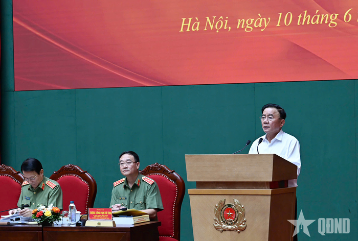 Đồng chí Trần Cẩm Tú phát biểu chỉ đạo tại hội thảo.