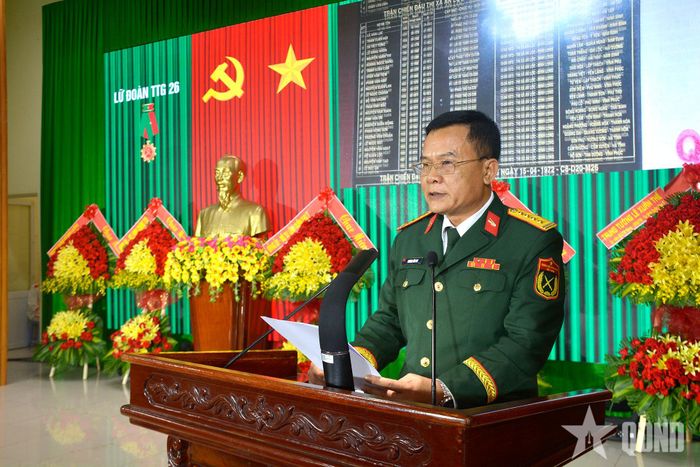 Đại tá Trương Văn Lan, Chính ủy Lữ đoàn Tăng thiết giáp 26 đọc diễn văn kỷ niệm.