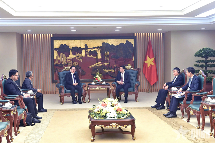  Quang cảnh buổi tiếp. 