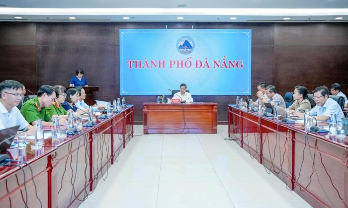 Phó Chủ tịch UBND TP Đà Nẵng Phan Thái Bình chủ trì buổi tọa đàm.