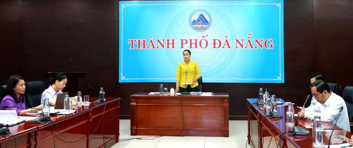 Phó Chủ tịch UBND TP Đà Nẵng, Trưởng BTC DANAFF IV Nguyễn Thị Anh Thi phát biểu tại cuộc họp. Ảnh: P.T
