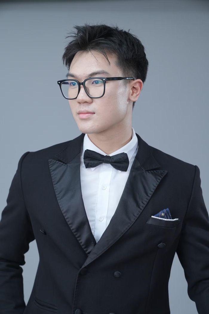 Nhật Minh hiện là sinh viên năm thứ tư, ngành Y khoa, Trường Đại học Y - Dược (Đại học Thái Nguyên).
