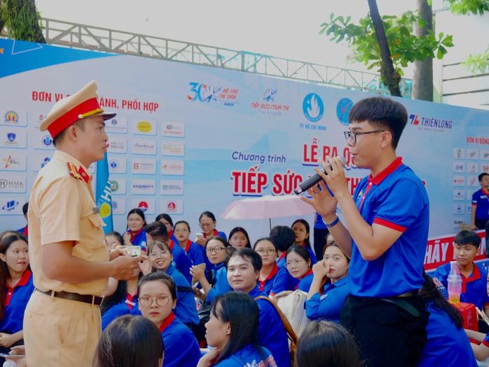 Tập huấn chuyên đề “An toàn giao thông mùa thi”.